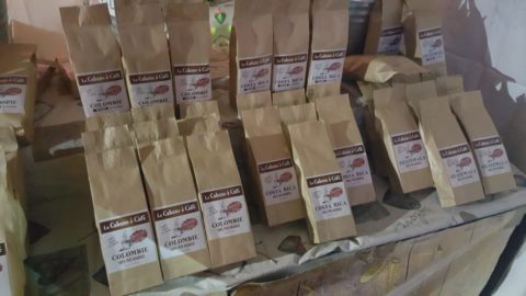 La-Cabane-à-Café-Délicesdu42-Essertines-en-Chatelneuf-cafés-thés-artisan-loire